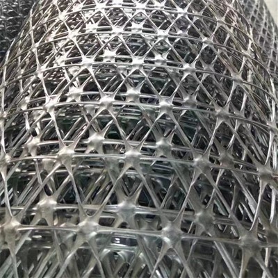 Geogrid แบบสามแกนสำหรับการก่อสร้างถนน
